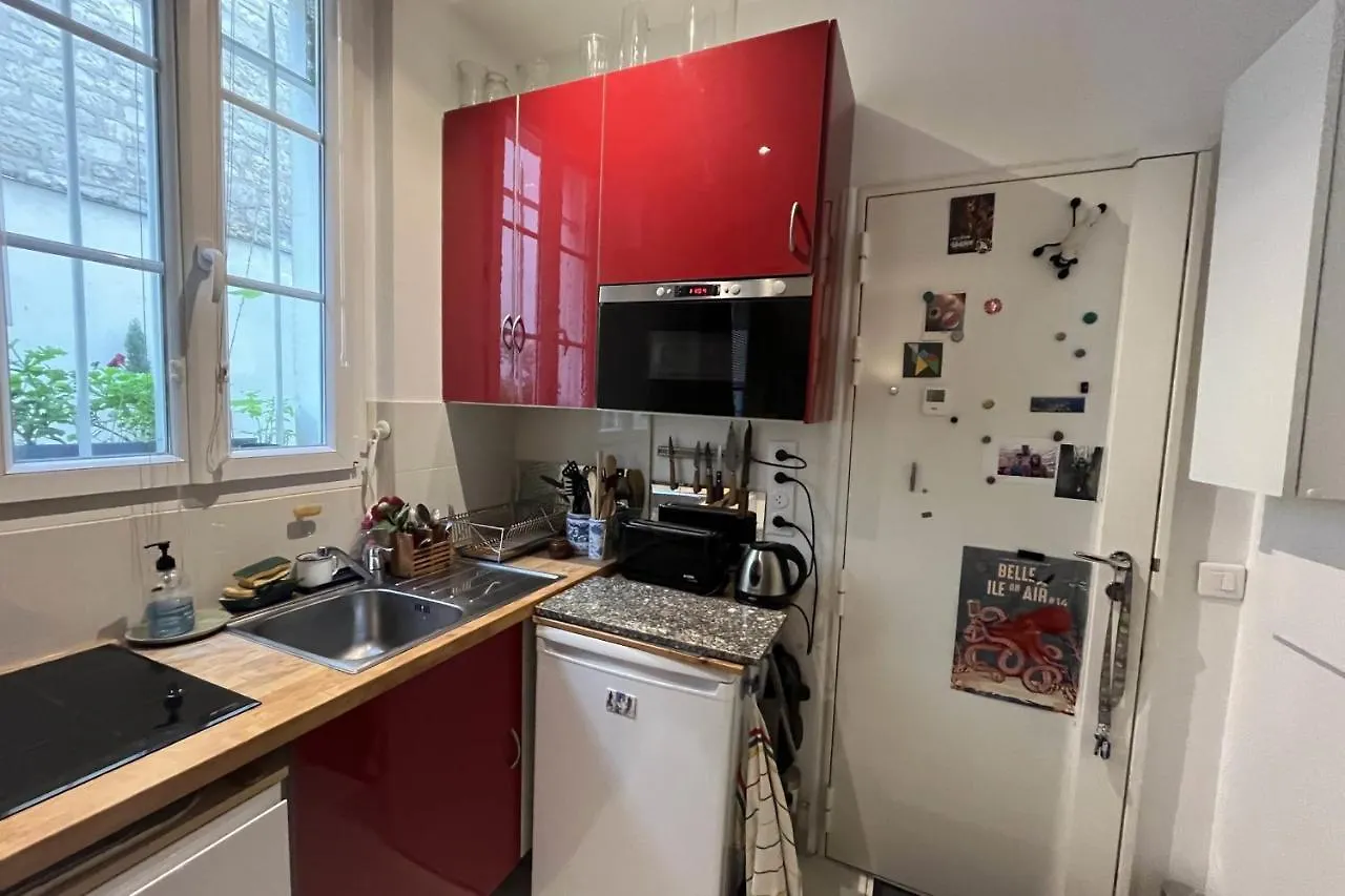 Charming Apartment In The Heart Of Paříž