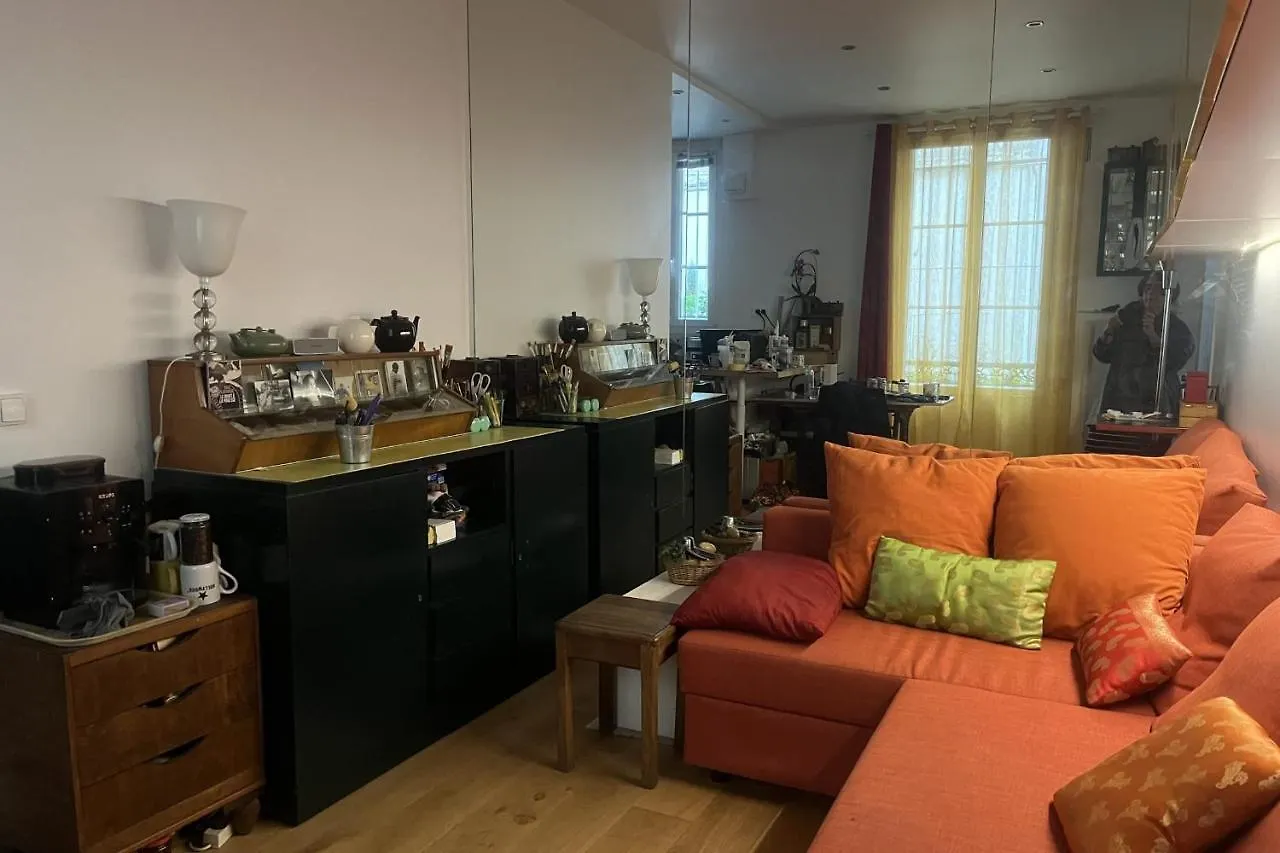 Charming Apartment In The Heart Of Paris France